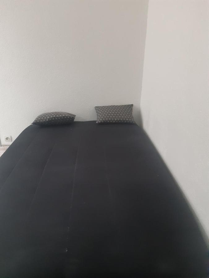 Appartement T2 4P Ste Savine Proche Centre Troyes à Sainte-Savine Extérieur photo